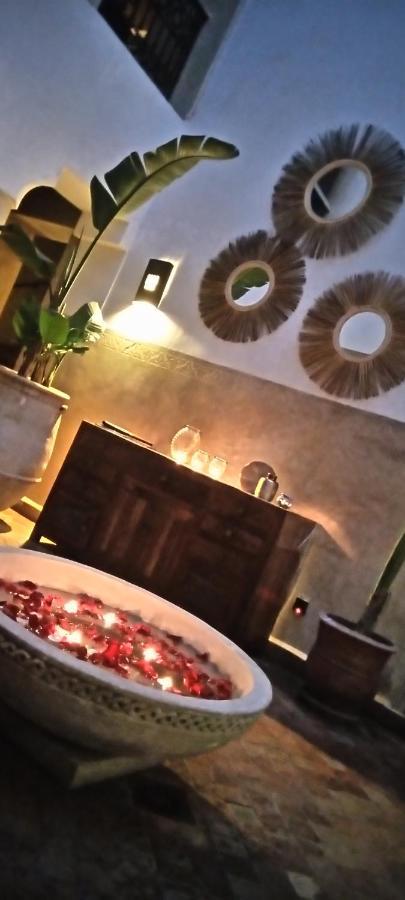 Magnifique Riad dans la médina Marrakesh Esterno foto